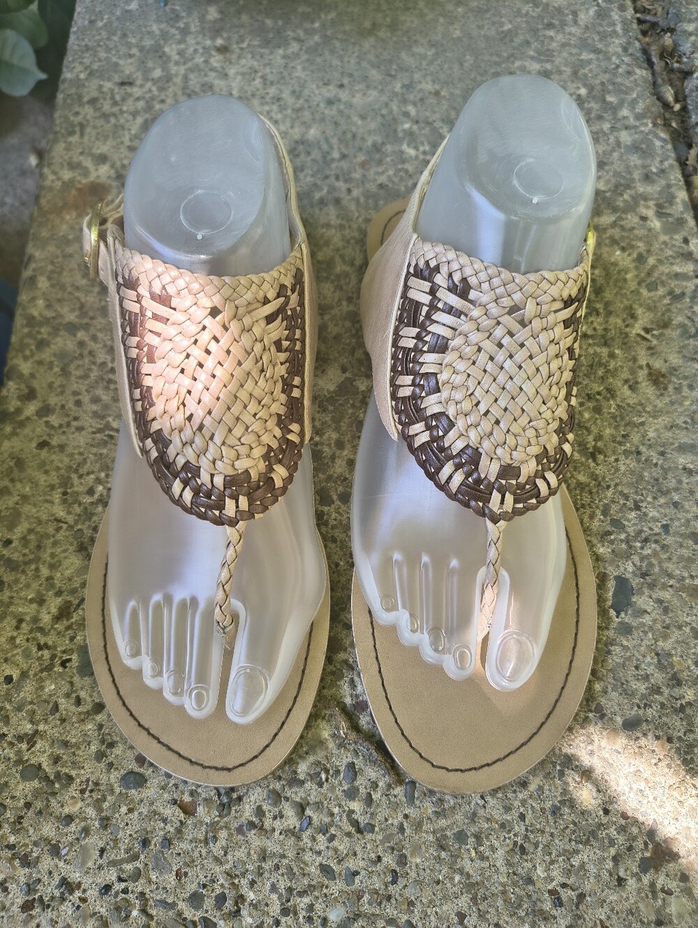 BCBG Woven Toe-Post Sandals in Beige and Brown - Women's